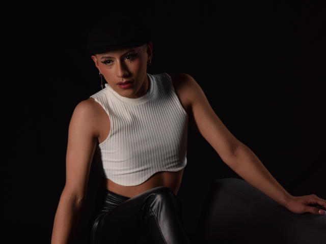 SharaGonzalez - Live porn &amp; sex cam - 19361290