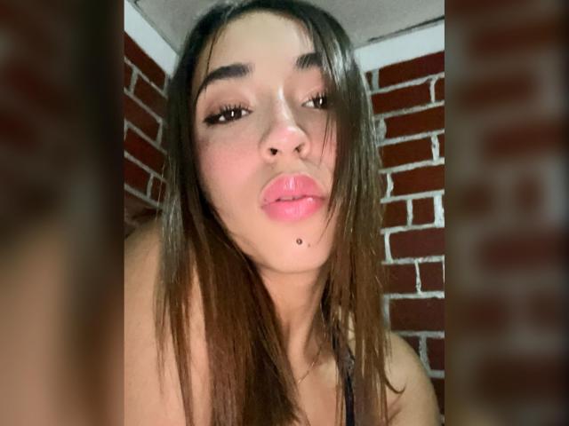 LeaThompson - Live sex cam - 19362050