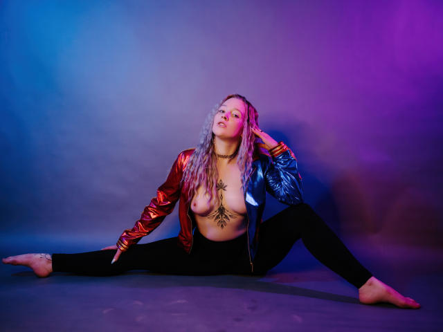 JollyKitty - Live porn &amp; sex cam - 19364278