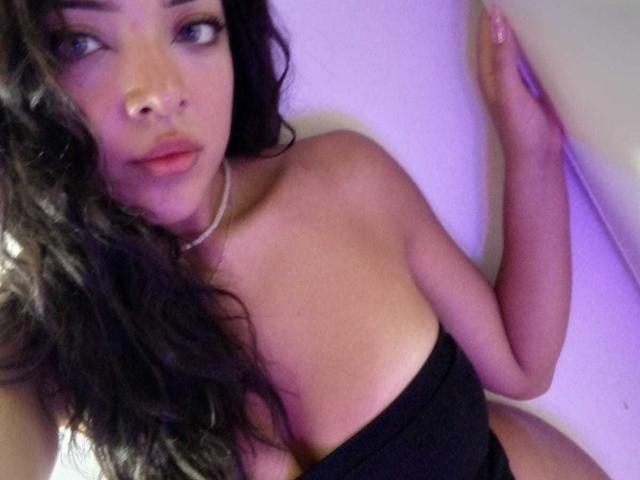 MartinaLopez - Live porn &amp; sex cam - 19365374