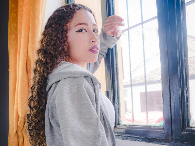 AfroditaDangelo - Sexe cam en vivo - 19371650