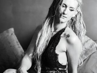 MissPixxiePuddin - Sexe cam en vivo - 19371674