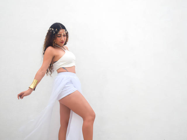 AfroditaDangelo - Live porn &amp; sex cam - 19372082