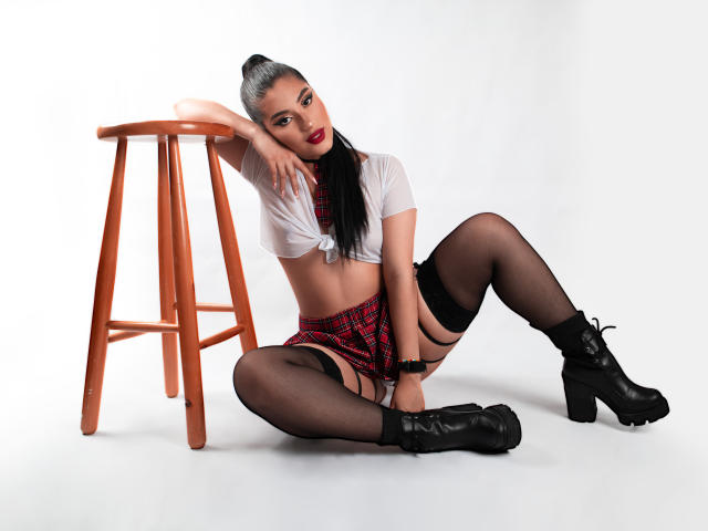 SeleneJames - Live porn &amp; sex cam - 19382034