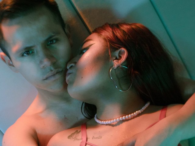 ZeusnHera - Live porn &amp; sex cam - 19383598