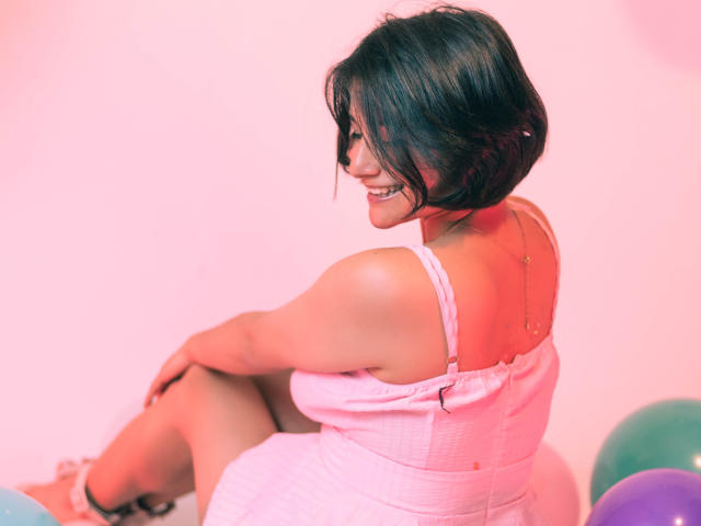MiaLeblanc - Live porn &amp; sex cam - 19384030