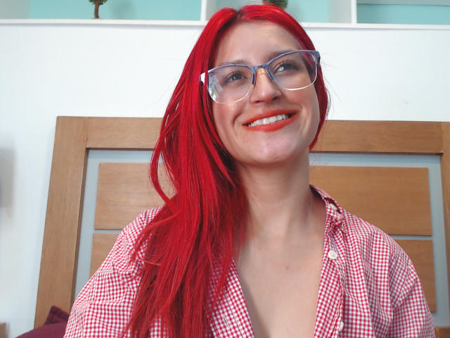 GwenRoux - פורנו בשידור חי ומצלמת סקס - 19384234