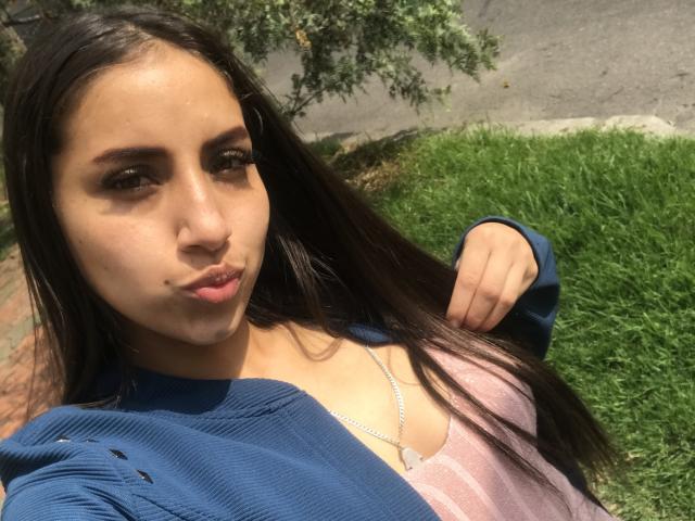 PaulettSmith - Live porn &amp; sex cam - 19390426