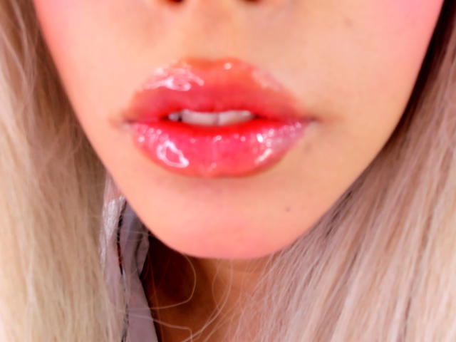 LilyLille - Live porn &amp; sex cam - 19391682