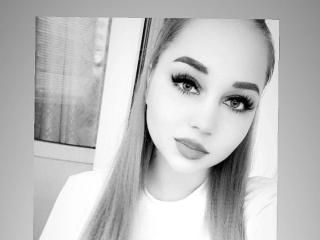 NorrieDominique - Live porn &amp; sex cam - 19397866