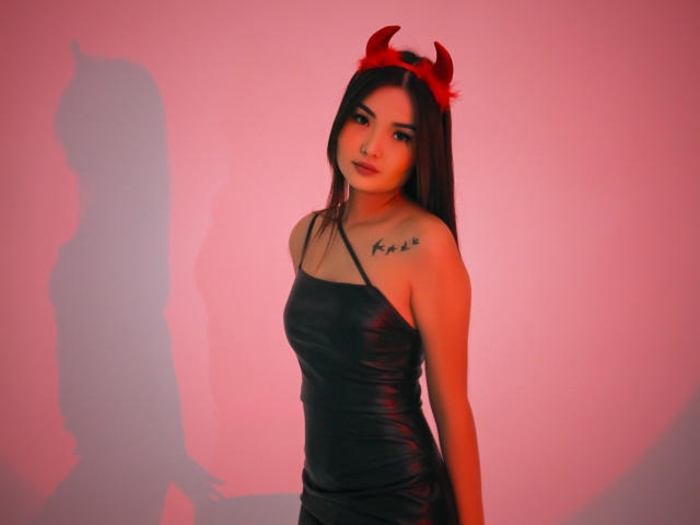 TeyaFaber - Élő pornó és szexkamera - 19398250