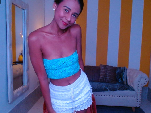 ElennaMoure - Live porn &amp; sex cam - 19398478