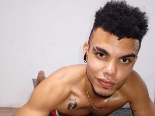 MorenoSexyBbc - Live porn &amp; sex cam - 19399222