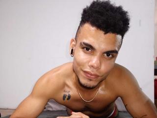 MorenoSexyBbc - Live porn &amp; sex cam - 19399258