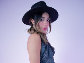 AriannaReyns - Live porn &amp; sex cam - 19399334