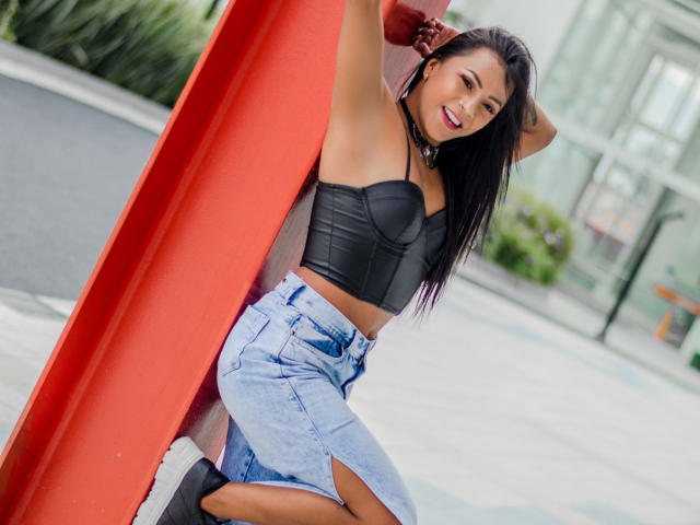 Amberv - Live porno og sexkamera - 19404374