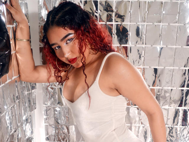 SaraSpanic - Live porn &amp; sex cam - 19404534