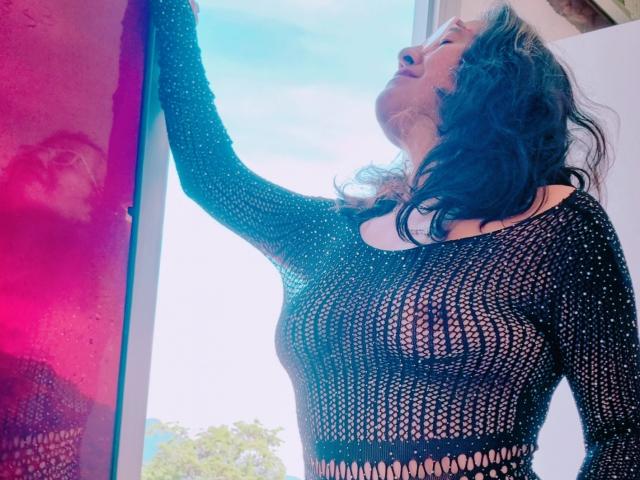 SusanaXHot69 - Live porn &amp; sex cam - 19405282