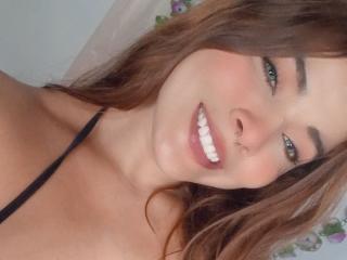 LiaWatson69 - сексуальная веб-камера в реальном времени - 19409562