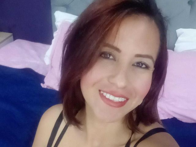 CamilleBlake - Sexe cam en vivo - 19410318