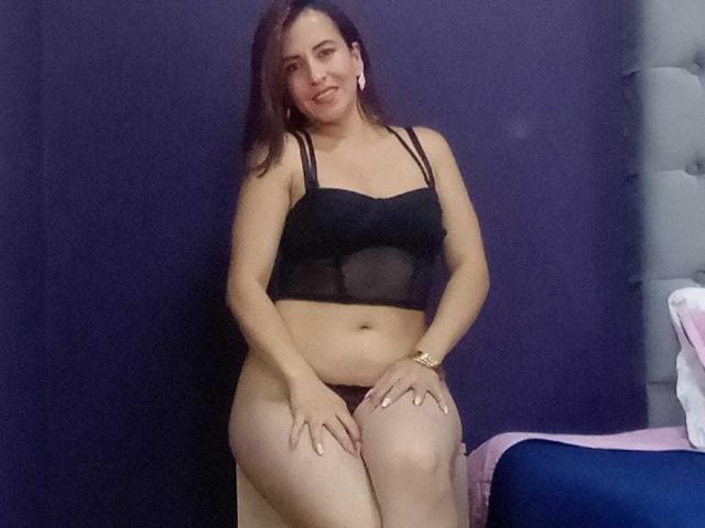 CamilleBlake - Live Sex Cam - 19410322