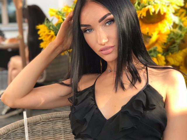 AdelLux - Live porn &amp; sex cam - 19412466