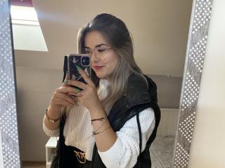 MariahLips - Live porn &amp; sex cam - 19422426