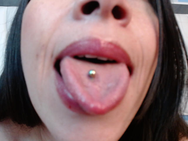 LauraaVelez - Live porn &amp; sex cam - 19423950