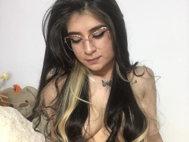 SusieKaii - Live sex cam - 19424046