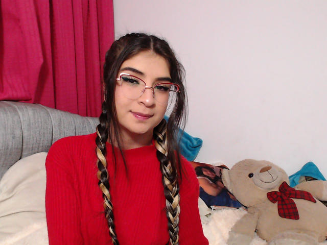 SusieKaii - Live sex cam - 19424110