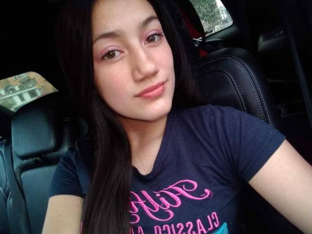 CamilaHerrera - Live Sex Cam - 19425746