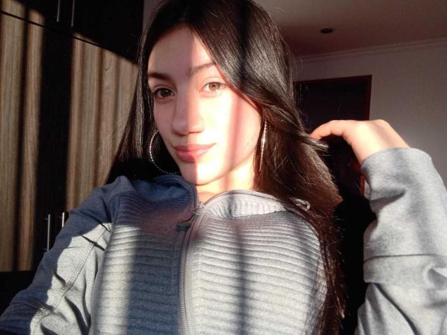 CamilaHerrera - Live sex cam - 19425770