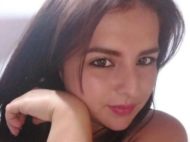 NathashaCollinsX - Sexe cam en vivo - 19429526