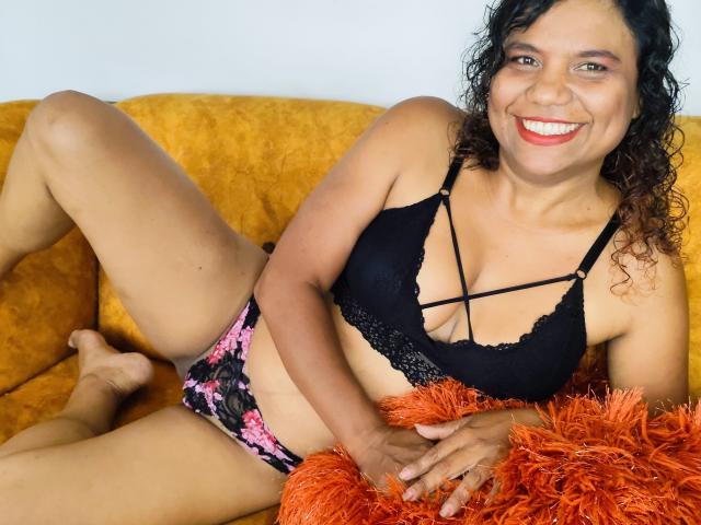 RoxannaKorz - Live sex cam - 19433150