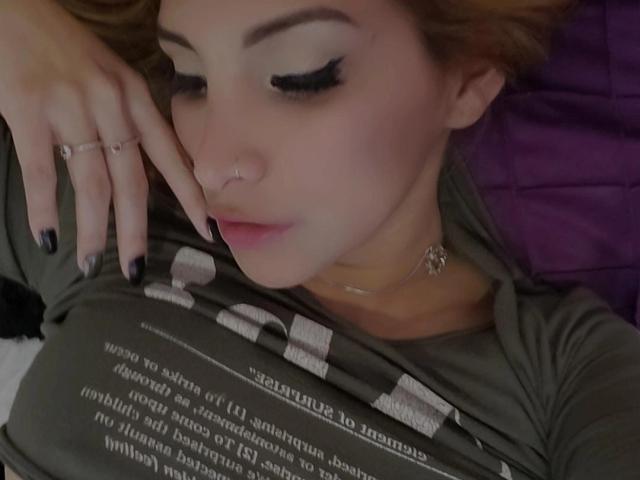 Stephaniez - Live porn &amp; sex cam - 19436958