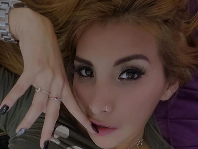 Stephaniez - Live porn &amp; sex cam - 19437310