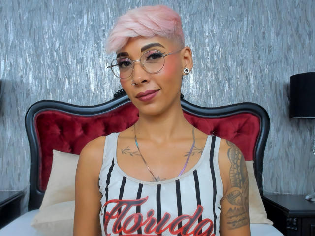 GabyCollins - Live porn &amp; sex cam - 19442882