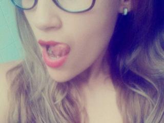 ChanellMillers - Live porn &amp; sex cam - 19444394