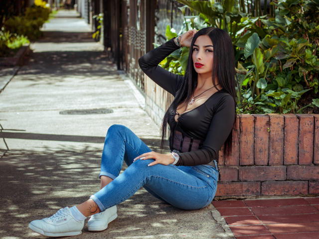 SarahanAly - Live porn &amp; sex cam - 19446358