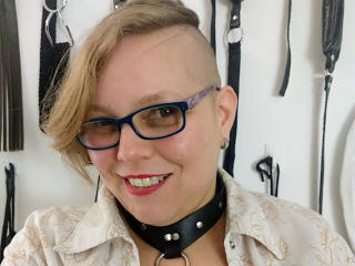 LadyLeahX - Live porn &amp; sex cam - 19447478