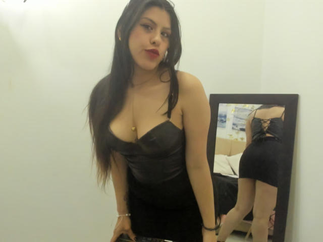 ElaiaBakerr - Live porn &amp; sex cam - 19451430