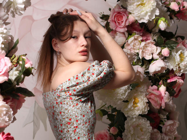 EvelynPears - Live porn &amp; sex cam - 19453654