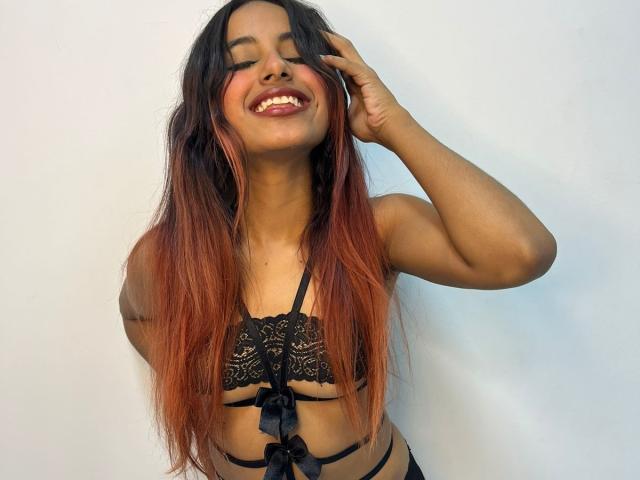 SaphiraFork - Live porn &amp; sex cam - 19454406