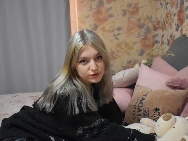 EwaGreen - Live porn &amp; sex cam - 19456350