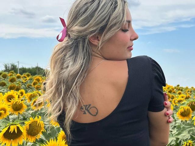 Iskorka - Live sex cam - 19457018