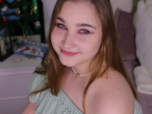 AlexHoliday - Live Sex Cam - 19457066