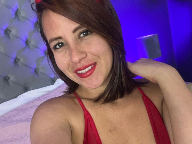 CamilleBlake - Sexe cam en vivo - 19458494