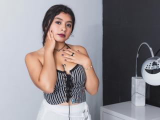 EmilyNior - Live sex cam - 19459078
