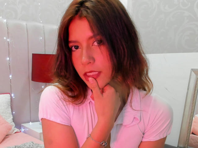 MindyZuker - Live porn &amp; sex cam - 19469542