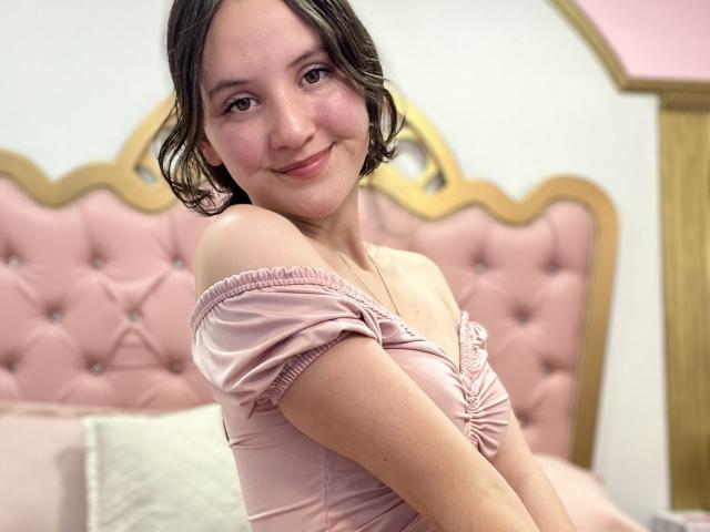 ChloeDulce - Live porn &amp; sex cam - 19481178